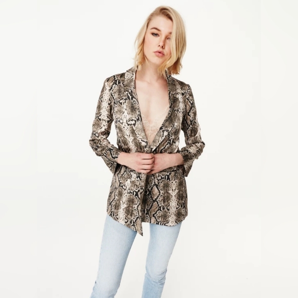 Cami NYC The Owen Snake-Print Blazer - Picture 6 of 8